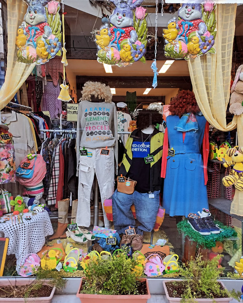 "Άνοιξη με Στυλ στην Καρδίτσα: Used Τζην, Vintage Ρούχα και Αξεσουάρ στο Warizan Reloved"