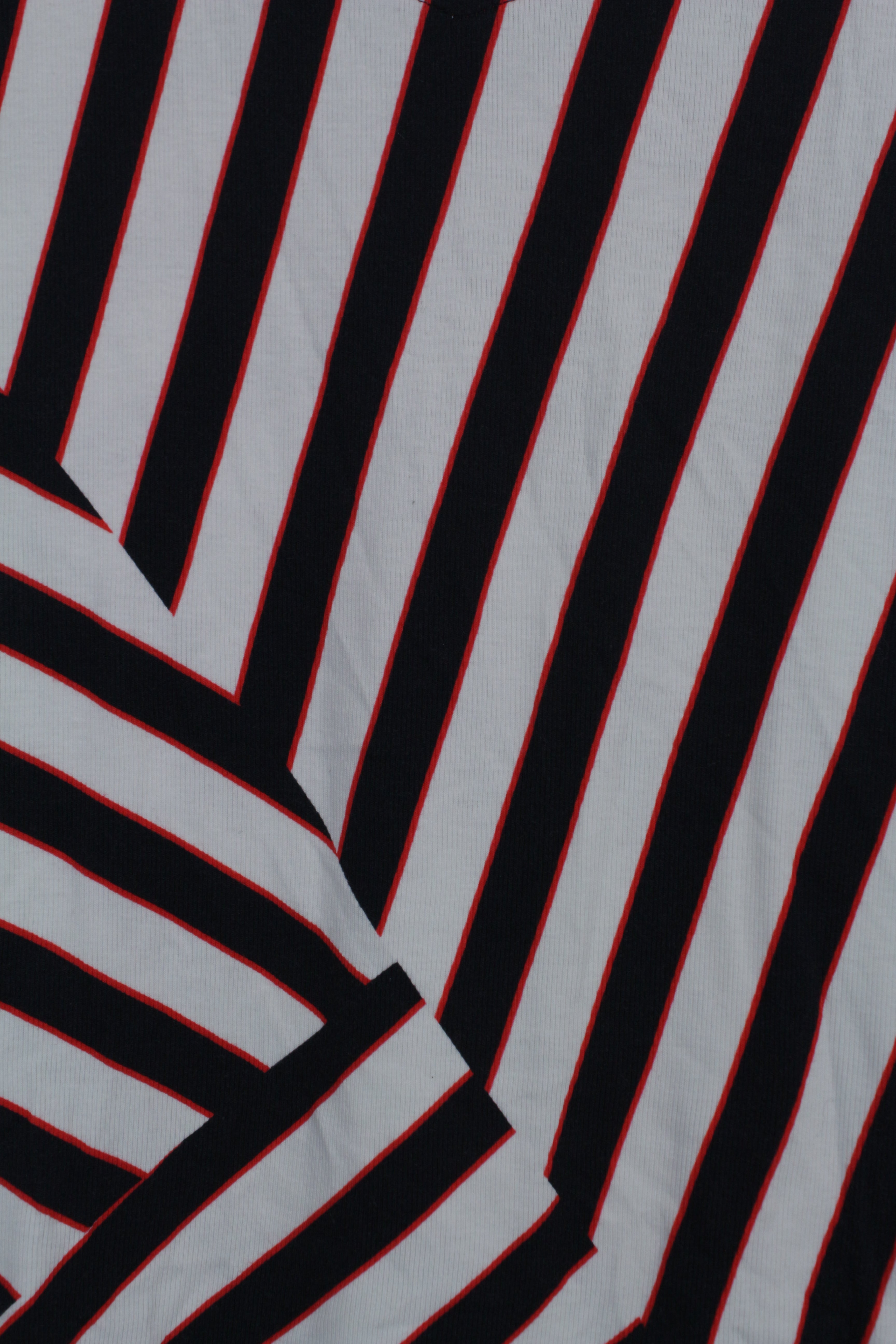 Marc Cain τοπ με διαγώνιες ρίγες - M/L/XL