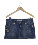 Ανοιχτόχρωμη τζην μίνι φούστα με patches 