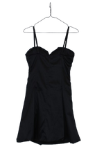 Mαύρο lingerie style μίνι φόρεμα με λεπτές ράντες