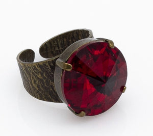 Χειροποίητο δαχτυλίδι με κρύσταλλα Swarovski