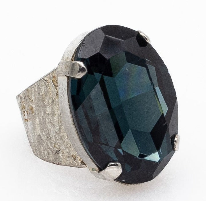 Χειροποίητο δαχτυλίδι με κρύσταλλα Swarovski
