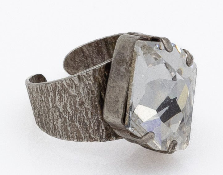 Χειροποίητο δαχτυλίδι με κρύσταλλα Swarovski