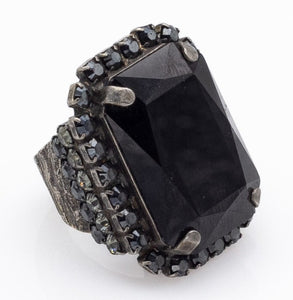 Χειροποίητο δαχτυλίδι με κρύσταλλα Swarovski
