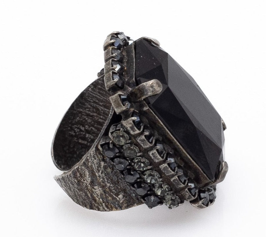 Χειροποίητο δαχτυλίδι με κρύσταλλα Swarovski