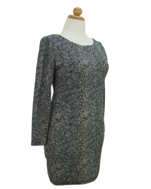 Φόρεμα με snake print