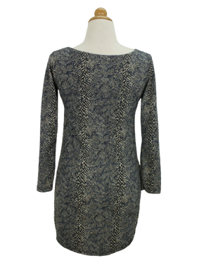 Φόρεμα με snake print